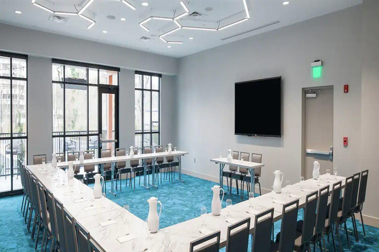 Hilton Garden Inn Pomona, Ca エクステリア 写真