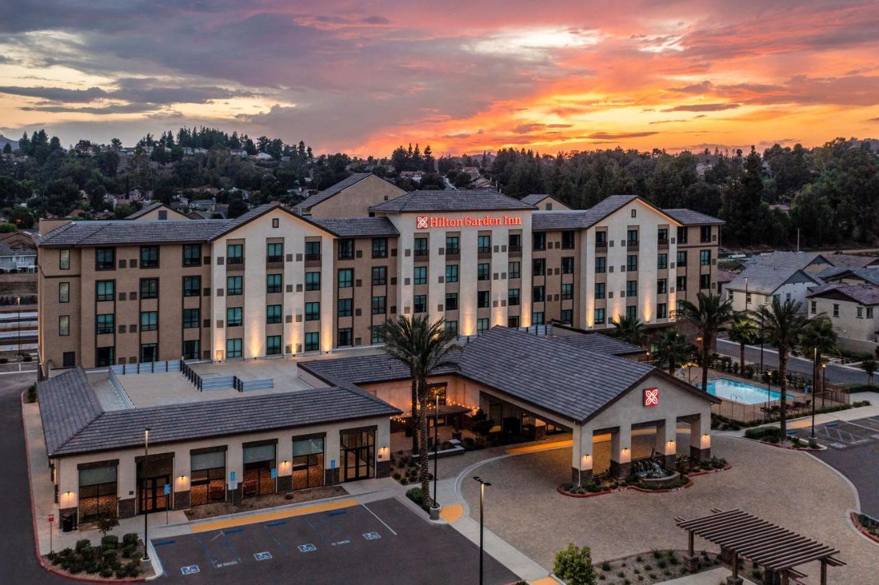 Hilton Garden Inn Pomona, Ca エクステリア 写真