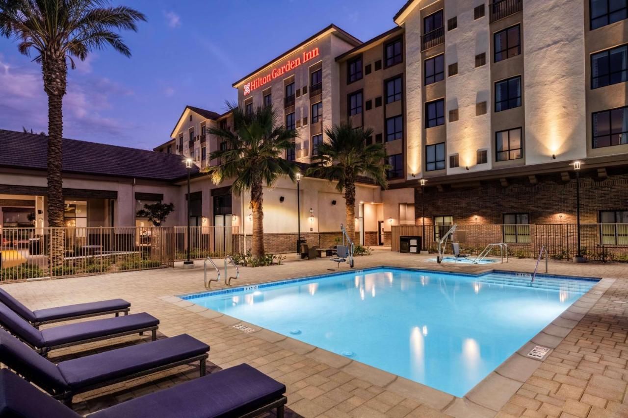 Hilton Garden Inn Pomona, Ca エクステリア 写真