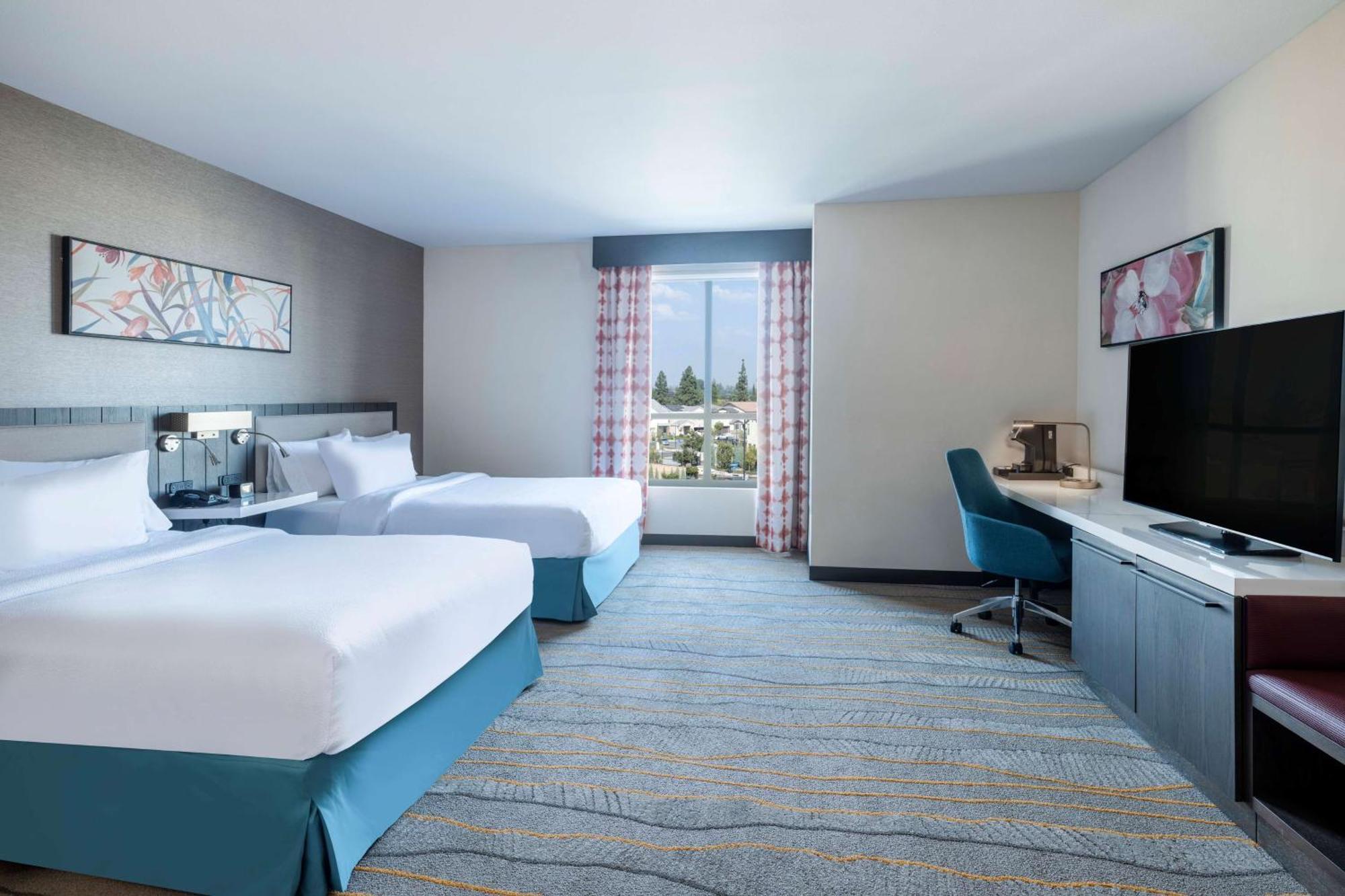 Hilton Garden Inn Pomona, Ca エクステリア 写真