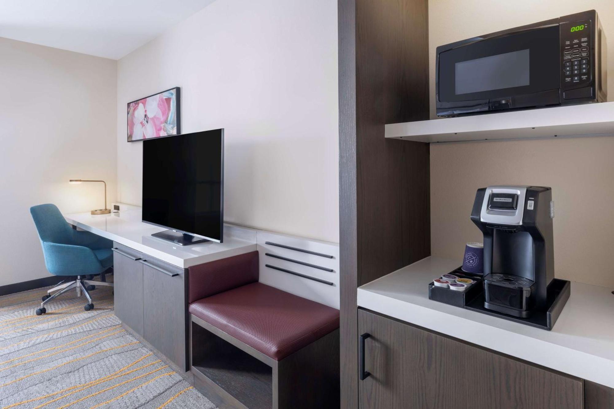 Hilton Garden Inn Pomona, Ca エクステリア 写真